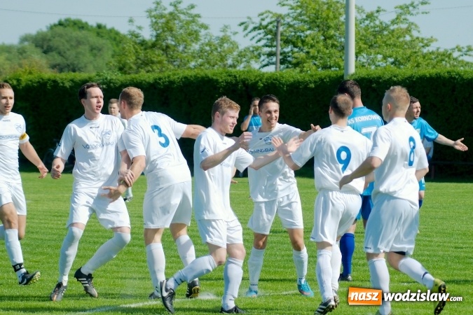 Zdjęcie w galerii na portalu naszwodzislaw.com: Naprzód z Krzyżkowic przerwał fenomenalną passę Kornowaca wiadomości z regionu