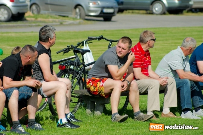 Zdjęcie w galerii na portalu naszwodzislaw.com: Naprzód z Krzyżkowic przerwał fenomenalną passę Kornowaca wiadomości z regionu