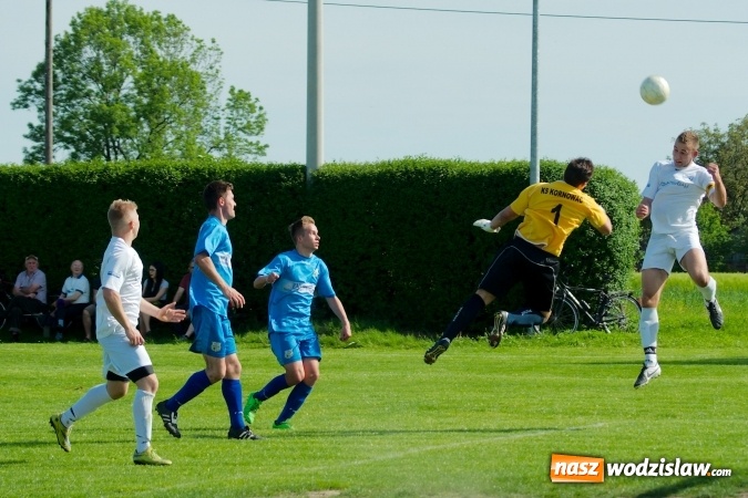 Zdjęcie w galerii na portalu naszwodzislaw.com: Naprzód z Krzyżkowic przerwał fenomenalną passę Kornowaca wiadomości z regionu