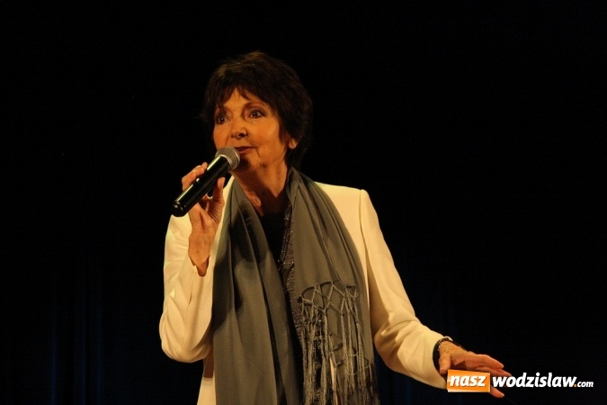 Zdjęcie w galerii na portalu naszwodzislaw.com: Halina Kunicka zaśpiewała swoje największe przeboje wiadomości z regionu