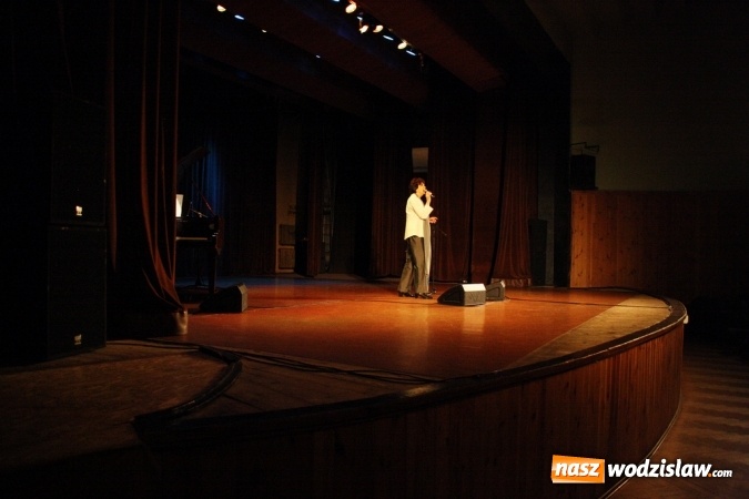 Zdjęcie w galerii na portalu naszwodzislaw.com: Halina Kunicka zaśpiewała swoje największe przeboje wiadomości z regionu