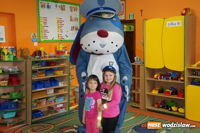 Zdjęcie w galerii na portalu naszwodzislaw.com: O bezpieczeństwie z przedszkolakami  wiadomości z regionu