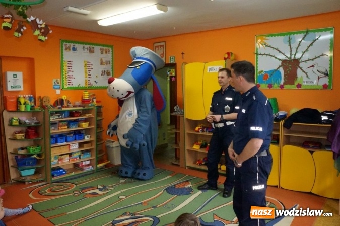Zdjęcie w galerii na portalu naszwodzislaw.com: O bezpieczeństwie z przedszkolakami  wiadomości z regionu