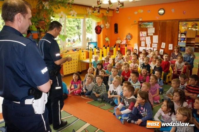 Zdjęcie w galerii na portalu naszwodzislaw.com: O bezpieczeństwie z przedszkolakami  wiadomości z regionu