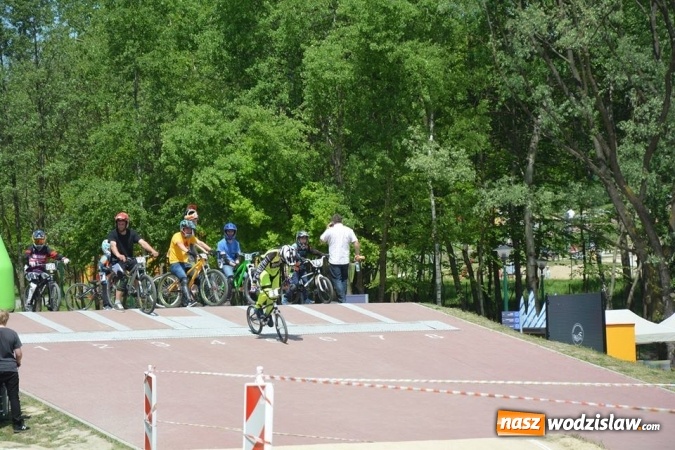 Zdjęcie w galerii na portalu naszwodzislaw.com: Zawody BMX RACING 2016 ponownie na Trzech Wzgórzach  wiadomości z regionu