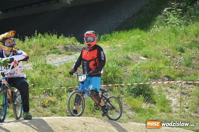 Zdjęcie w galerii na portalu naszwodzislaw.com: Zawody BMX RACING 2016 ponownie na Trzech Wzgórzach  wiadomości z regionu