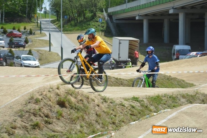 Zdjęcie w galerii na portalu naszwodzislaw.com: Zawody BMX RACING 2016 ponownie na Trzech Wzgórzach  wiadomości z regionu