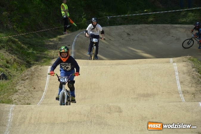 Zdjęcie w galerii na portalu naszwodzislaw.com: Zawody BMX RACING 2016 ponownie na Trzech Wzgórzach  wiadomości z regionu