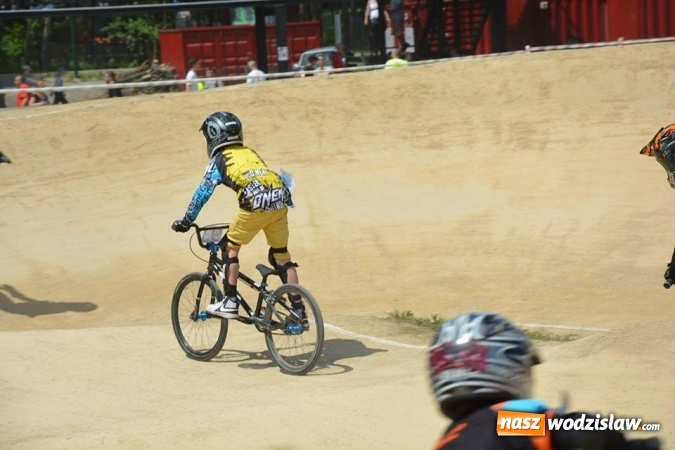 Zdjęcie w galerii na portalu naszwodzislaw.com: Zawody BMX RACING 2016 ponownie na Trzech Wzgórzach  wiadomości z regionu