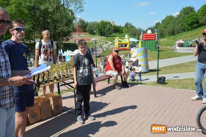 Zdjęcie w galerii na portalu naszwodzislaw.com: Zawody BMX RACING 2016 ponownie na Trzech Wzgórzach  wiadomości z regionu