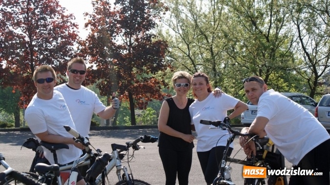 Zdjęcie w galerii na portalu naszwodzislaw.com: Na starcie 60 uczestnik&oacute;w i ponad 30 km w nogach. III Gminny Rajd Rowerowy za nami wiadomości z regionu