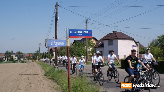 Zdjęcie w galerii na portalu naszwodzislaw.com: Na starcie 60 uczestnik&oacute;w i ponad 30 km w nogach. III Gminny Rajd Rowerowy za nami wiadomości z regionu