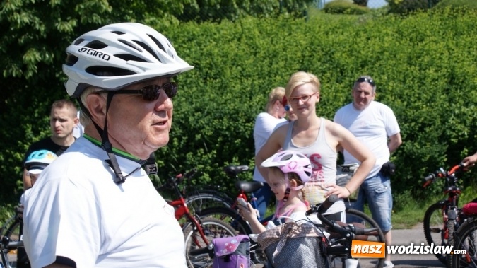 Zdjęcie w galerii na portalu naszwodzislaw.com: Na starcie 60 uczestnik&oacute;w i ponad 30 km w nogach. III Gminny Rajd Rowerowy za nami wiadomości z regionu
