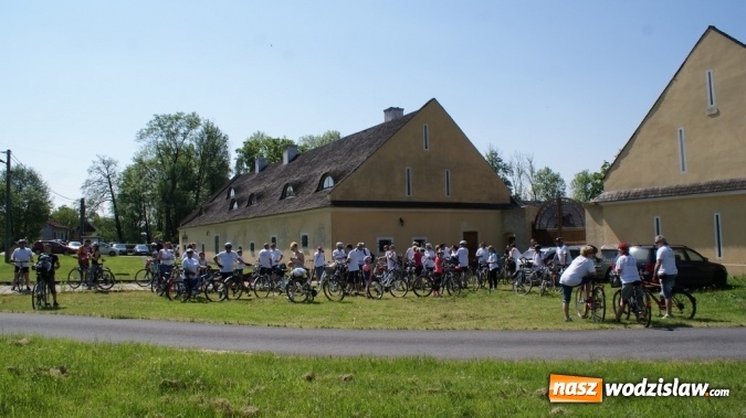 Zdjęcie w galerii na portalu naszwodzislaw.com: Na starcie 60 uczestnik&oacute;w i ponad 30 km w nogach. III Gminny Rajd Rowerowy za nami wiadomości z regionu