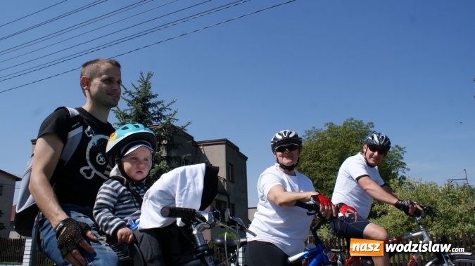 Zdjęcie w galerii na portalu naszwodzislaw.com: Na starcie 60 uczestnik&oacute;w i ponad 30 km w nogach. III Gminny Rajd Rowerowy za nami wiadomości z regionu