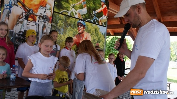 Zdjęcie w galerii na portalu naszwodzislaw.com: Na starcie 60 uczestnik&oacute;w i ponad 30 km w nogach. III Gminny Rajd Rowerowy za nami wiadomości z regionu