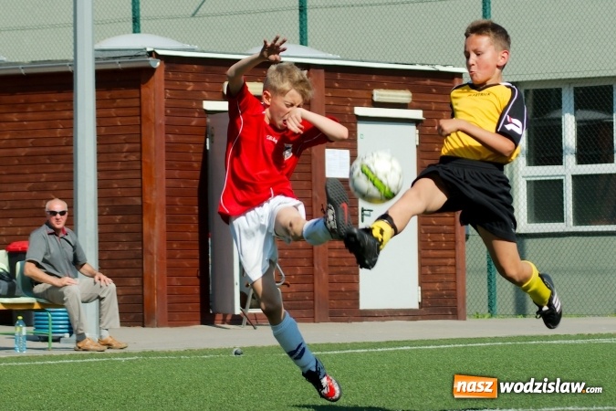 Zdjęcie w galerii na portalu naszwodzislaw.com: Orliki Unii bezlitosne dla Wypoczynku Buków wiadomości z regionu