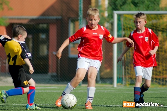 Zdjęcie w galerii na portalu naszwodzislaw.com: Orliki Unii bezlitosne dla Wypoczynku Buków wiadomości z regionu