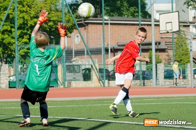 Zdjęcie w galerii na portalu naszwodzislaw.com: Orliki Unii bezlitosne dla Wypoczynku Buków wiadomości z regionu