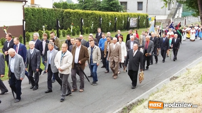 Zdjęcie w galerii na portalu naszwodzislaw.com: Procesje Bożego Ciała. Gościliśmy w Jedłowniku wiadomości z regionu