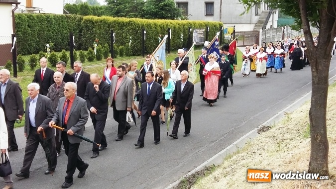 Zdjęcie w galerii na portalu naszwodzislaw.com: Procesje Bożego Ciała. Gościliśmy w Jedłowniku wiadomości z regionu