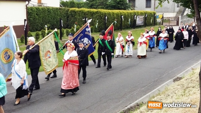 Zdjęcie w galerii na portalu naszwodzislaw.com: Procesje Bożego Ciała. Gościliśmy w Jedłowniku wiadomości z regionu