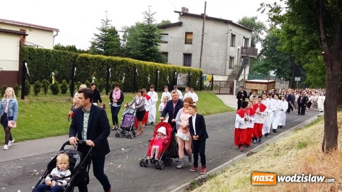 Zdjęcie w galerii na portalu naszwodzislaw.com: Procesje Bożego Ciała. Gościliśmy w Jedłowniku wiadomości z regionu