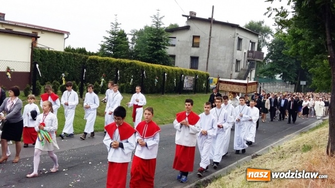 Zdjęcie w galerii na portalu naszwodzislaw.com: Procesje Bożego Ciała. Gościliśmy w Jedłowniku wiadomości z regionu