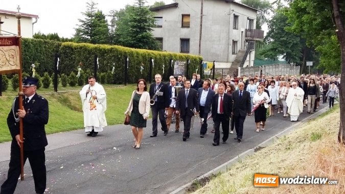 Zdjęcie w galerii na portalu naszwodzislaw.com: Procesje Bożego Ciała. Gościliśmy w Jedłowniku wiadomości z regionu