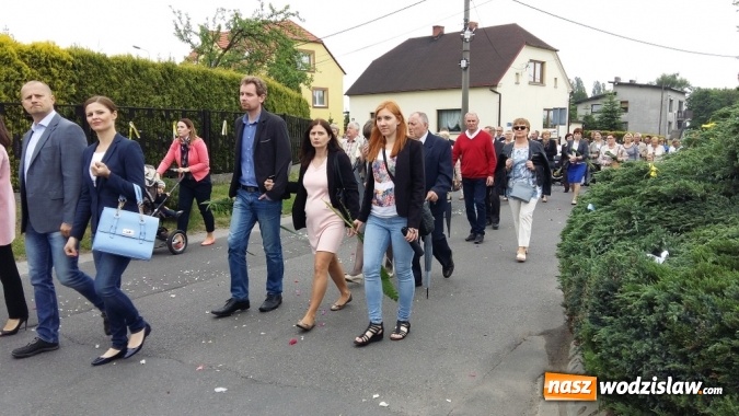 Zdjęcie w galerii na portalu naszwodzislaw.com: Procesje Bożego Ciała. Gościliśmy w Jedłowniku wiadomości z regionu