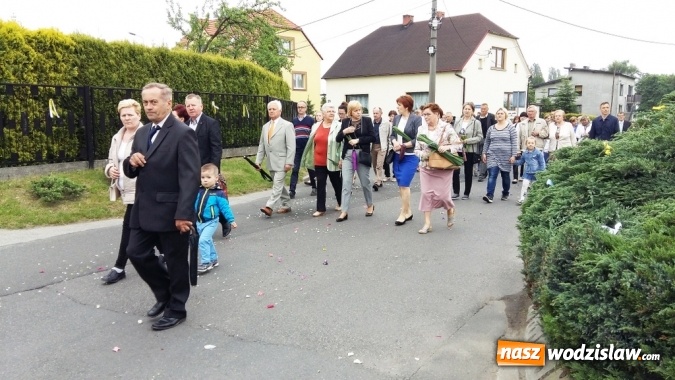 Zdjęcie w galerii na portalu naszwodzislaw.com: Procesje Bożego Ciała. Gościliśmy w Jedłowniku wiadomości z regionu
