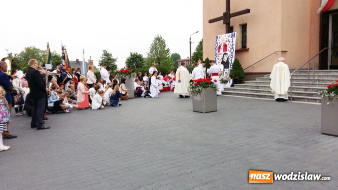 Zdjęcie w galerii na portalu naszwodzislaw.com: Procesje Bożego Ciała. Gościliśmy w Jedłowniku wiadomości z regionu