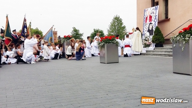 Zdjęcie w galerii na portalu naszwodzislaw.com: Procesje Bożego Ciała. Gościliśmy w Jedłowniku wiadomości z regionu
