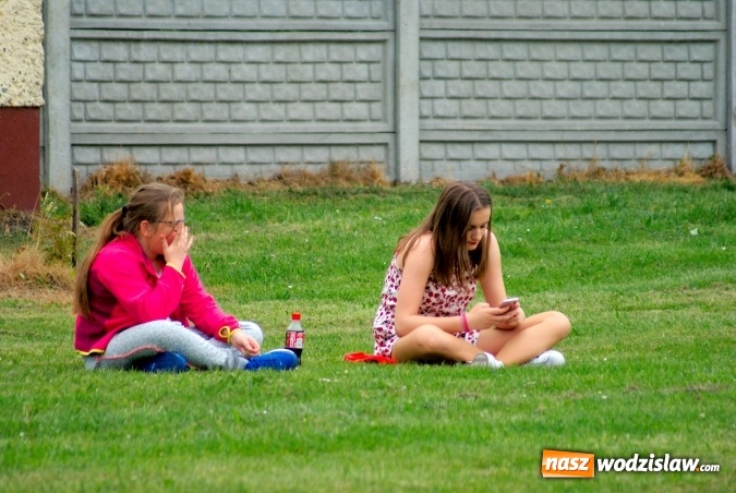 Zdjęcie w galerii na portalu naszwodzislaw.com: Dwa szybkie gole Raszczoka nie pomogły rezerwom Czyżowic. Wicelider z Bieńkowic lepszy wiadomości z regionu