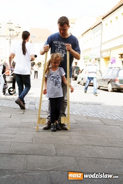 Zdjęcie w galerii na portalu naszwodzislaw.com: Wystartował Wodzisławski Festiwal Kuglarzy wiadomości z regionu