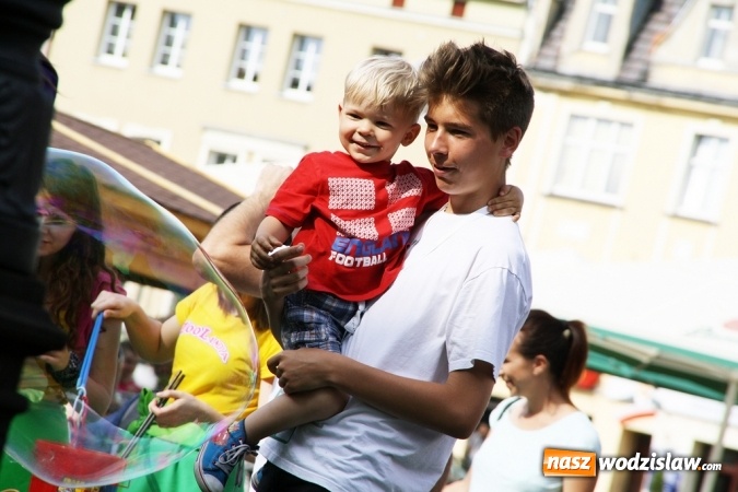 Zdjęcie w galerii na portalu naszwodzislaw.com: Wystartował Wodzisławski Festiwal Kuglarzy wiadomości z regionu
