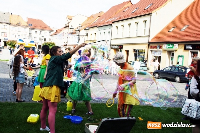 Zdjęcie w galerii na portalu naszwodzislaw.com: Wystartował Wodzisławski Festiwal Kuglarzy wiadomości z regionu
