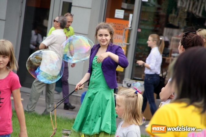 Zdjęcie w galerii na portalu naszwodzislaw.com: Wystartował Wodzisławski Festiwal Kuglarzy wiadomości z regionu