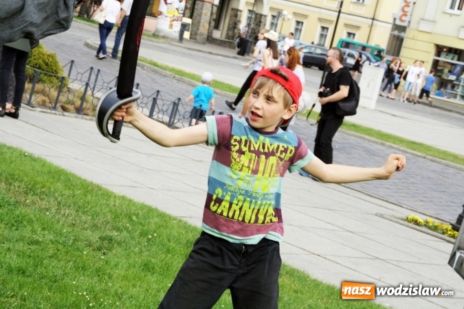 Zdjęcie w galerii na portalu naszwodzislaw.com: Wystartował Wodzisławski Festiwal Kuglarzy wiadomości z regionu