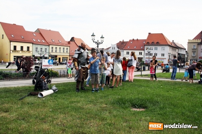 Zdjęcie w galerii na portalu naszwodzislaw.com: Wystartował Wodzisławski Festiwal Kuglarzy wiadomości z regionu