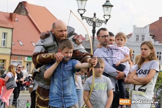 Zdjęcie w galerii na portalu naszwodzislaw.com: Wystartował Wodzisławski Festiwal Kuglarzy wiadomości z regionu