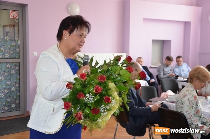 Zdjęcie w galerii na portalu naszwodzislaw.com: Sekretarz powiatu przechodni na emeryturę  wiadomości z regionu