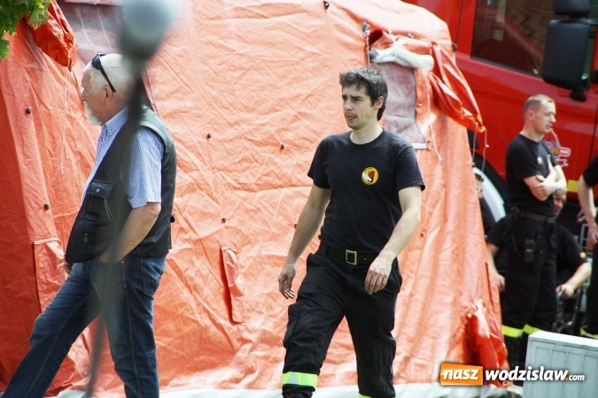 Zdjęcie w galerii na portalu naszwodzislaw.com: Strażacy świętowali na wodzisławskim Rynku  wiadomości z regionu