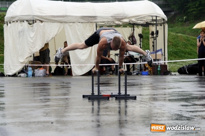 Zdjęcie w galerii na portalu naszwodzislaw.com: Walczyli o 3 tys. zł, czyli drugi dzień Wodzisławskiego Festiwalu Kuglarzy za nami wiadomości z regionu