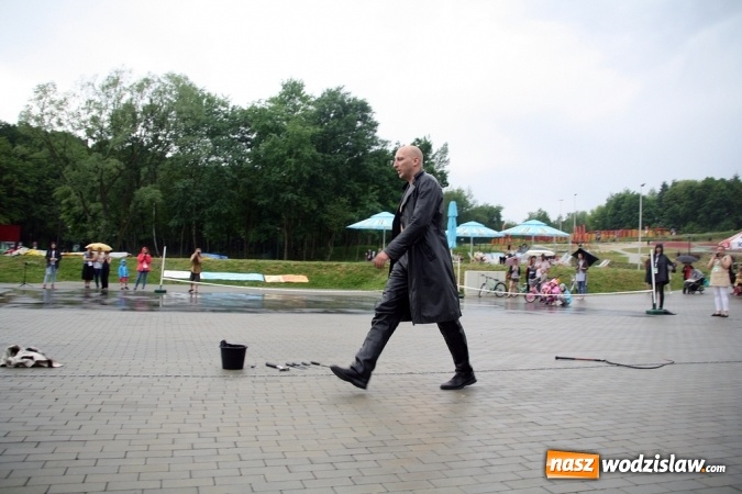 Zdjęcie w galerii na portalu naszwodzislaw.com: Walczyli o 3 tys. zł, czyli drugi dzień Wodzisławskiego Festiwalu Kuglarzy za nami wiadomości z regionu