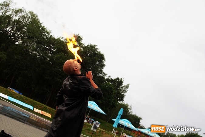 Zdjęcie w galerii na portalu naszwodzislaw.com: Walczyli o 3 tys. zł, czyli drugi dzień Wodzisławskiego Festiwalu Kuglarzy za nami wiadomości z regionu