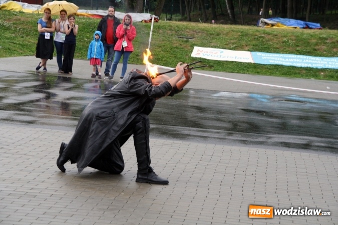 Zdjęcie w galerii na portalu naszwodzislaw.com: Walczyli o 3 tys. zł, czyli drugi dzień Wodzisławskiego Festiwalu Kuglarzy za nami wiadomości z regionu