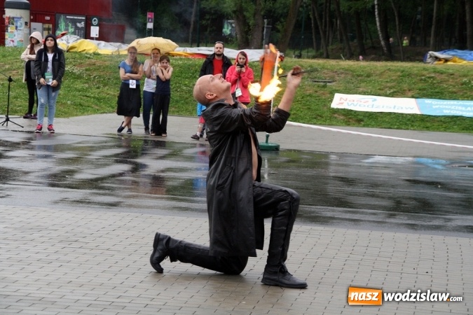 Zdjęcie w galerii na portalu naszwodzislaw.com: Walczyli o 3 tys. zł, czyli drugi dzień Wodzisławskiego Festiwalu Kuglarzy za nami wiadomości z regionu