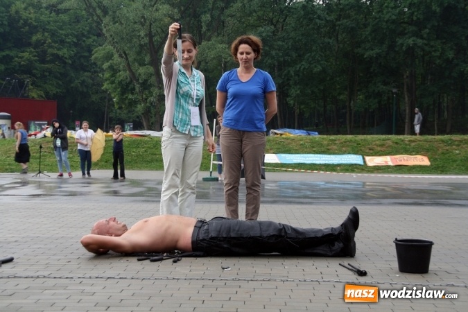 Zdjęcie w galerii na portalu naszwodzislaw.com: Walczyli o 3 tys. zł, czyli drugi dzień Wodzisławskiego Festiwalu Kuglarzy za nami wiadomości z regionu