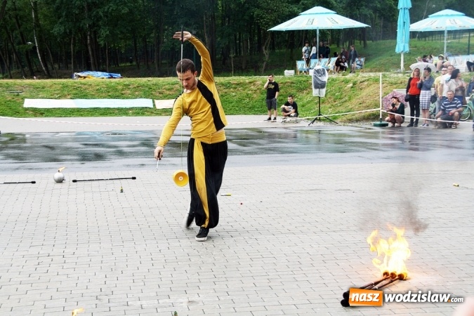 Zdjęcie w galerii na portalu naszwodzislaw.com: Walczyli o 3 tys. zł, czyli drugi dzień Wodzisławskiego Festiwalu Kuglarzy za nami wiadomości z regionu